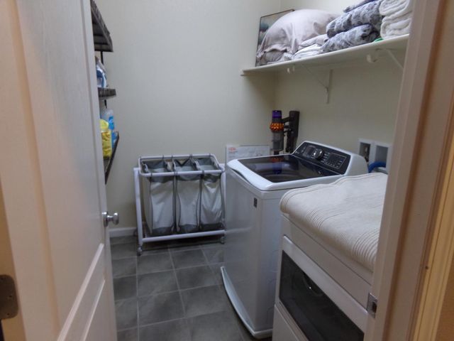 2365 Beardsley Ave, Manteca, CA 95337