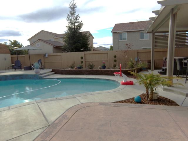 2365 Beardsley Ave, Manteca, CA 95337