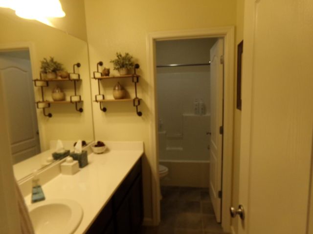 2365 Beardsley Ave, Manteca, CA 95337