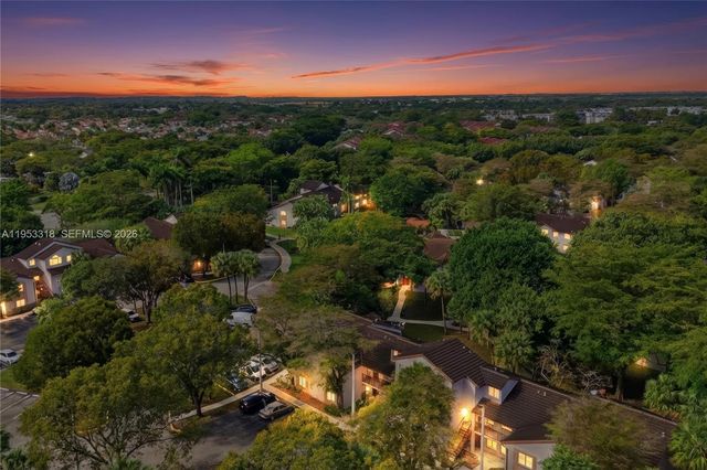 13943 SW 93rd Ln 13943, Miami, FL 33186