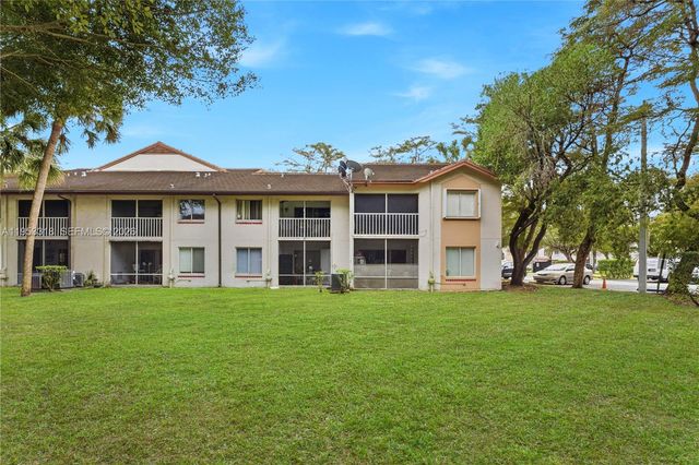 13943 SW 93rd Ln 13943, Miami, FL 33186