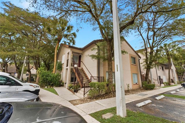 13943 SW 93rd Ln 13943, Miami, FL 33186