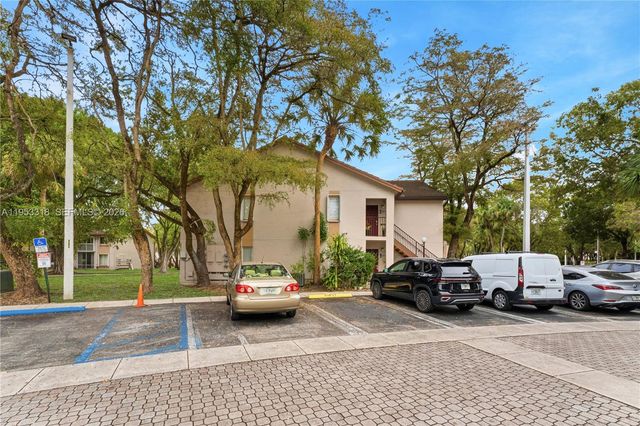 13943 SW 93rd Ln 13943, Miami, FL 33186