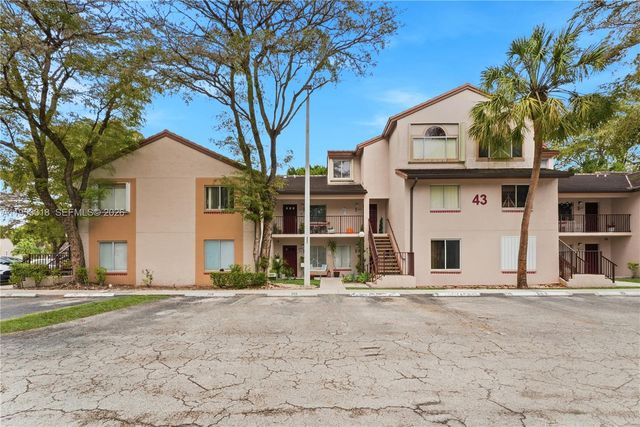 13943 SW 93rd Ln 13943, Miami, FL 33186