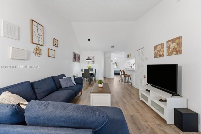 13943 SW 93rd Ln 13943, Miami, FL 33186