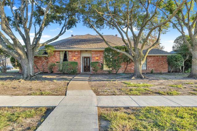 3944 Merriman, Plano, TX 75074