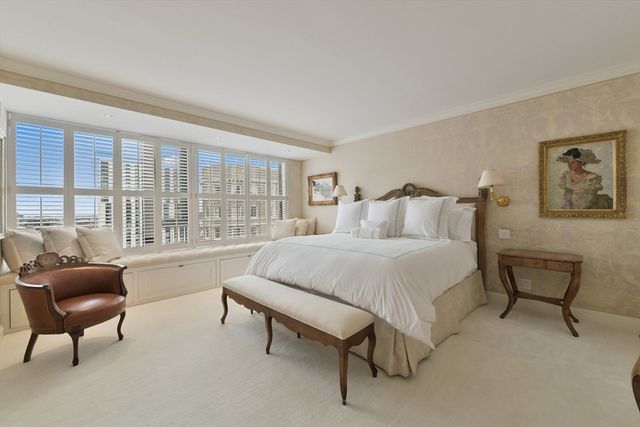 220 Boylston Street 1512, Boston, MA 02116