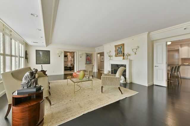 220 Boylston Street 1512, Boston, MA 02116