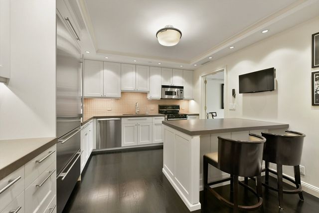 220 Boylston Street 1512, Boston, MA 02116