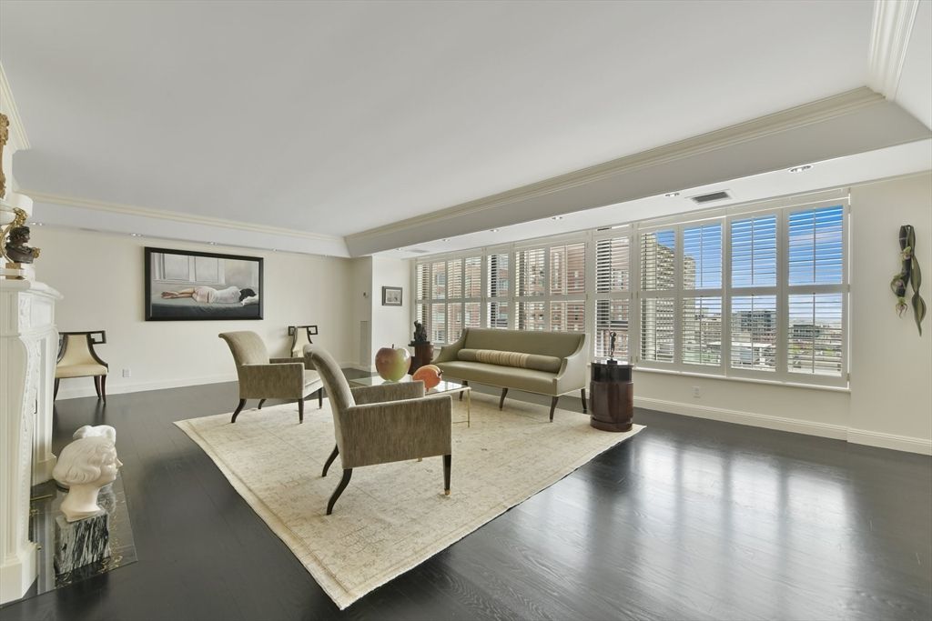 220 Boylston Street 1512, Boston, MA 02116