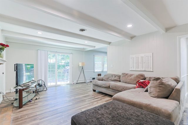 61594 Elderberry Lane, South Bend, IN 46614