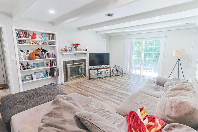 61594 Elderberry Lane, South Bend, IN 46614