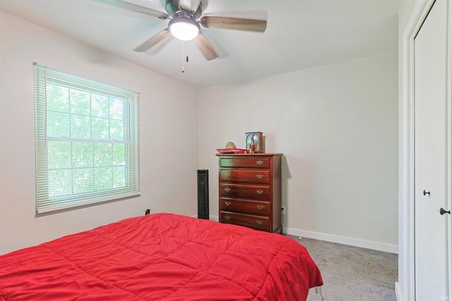 61594 Elderberry Lane, South Bend, IN 46614