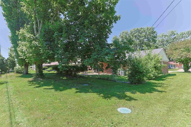 61594 Elderberry Lane, South Bend, IN 46614