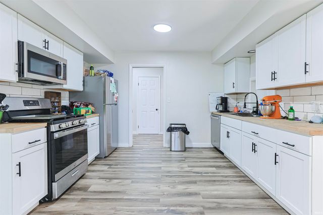 61594 Elderberry Lane, South Bend, IN 46614