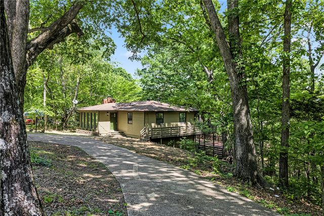 12924 Shaffer Road, Garfield, AR 72732