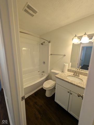 15015 Silver Thorne Way, Carmel, IN 46033