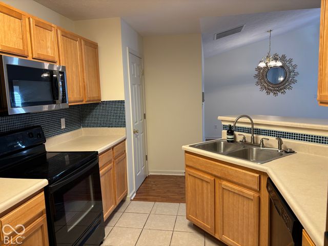 4824 Cavern Place, Indianapolis, IN 46268
