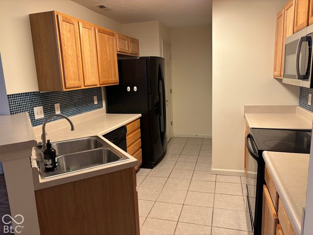 4824 Cavern Place, Indianapolis, IN 46268