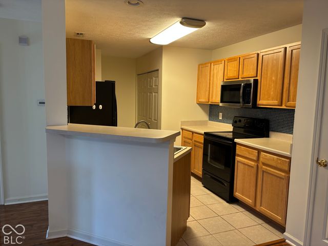 4824 Cavern Place, Indianapolis, IN 46268