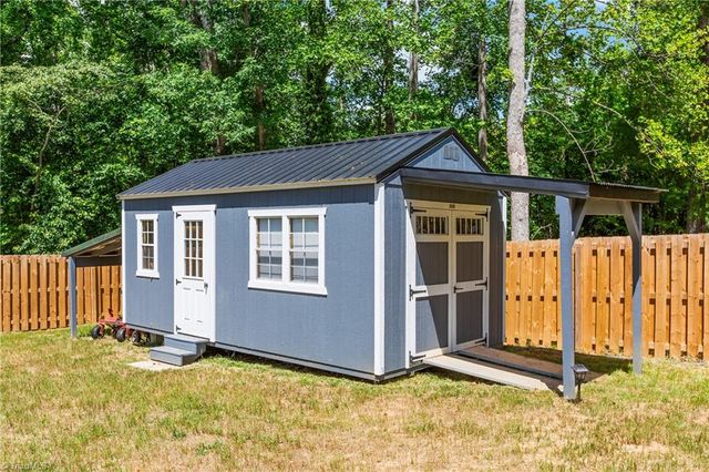 1401 Ashland Drive, Reidsville, NC 27320