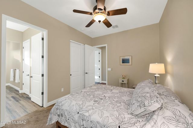 13320 N Cape Marigold Drive, Oro Valley, AZ 85755