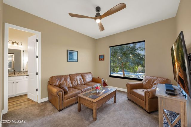 13320 N Cape Marigold Drive, Oro Valley, AZ 85755