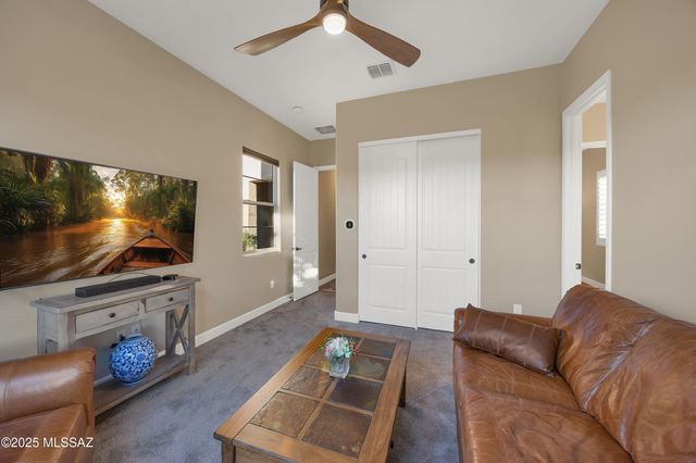 13320 N Cape Marigold Drive, Oro Valley, AZ 85755