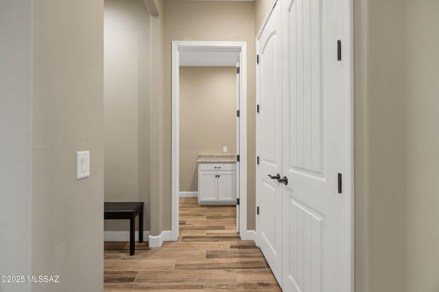 13320 N Cape Marigold Drive, Oro Valley, AZ 85755