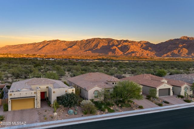 13320 N Cape Marigold Drive, Oro Valley, AZ 85755