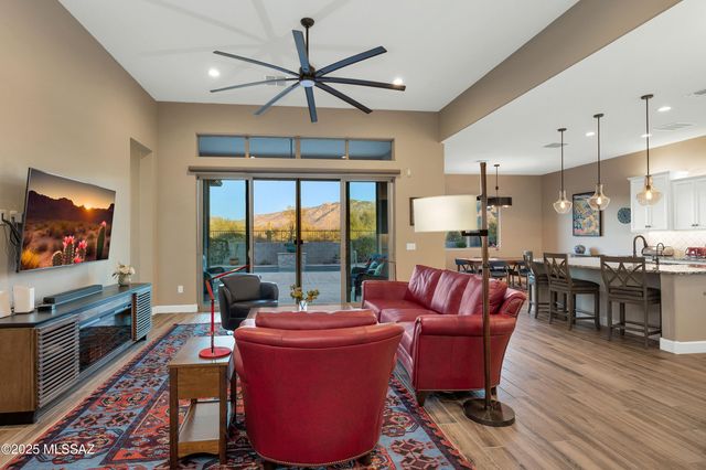 13320 N Cape Marigold Drive, Oro Valley, AZ 85755