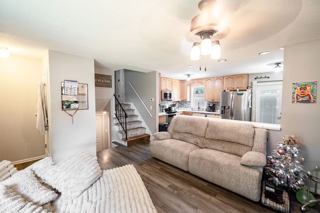 5157 Walnut Drive, Pleasant Hill, IA 50327