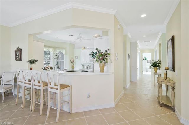 5025 Blauvelt WAY # 202, Naples, FL 34105