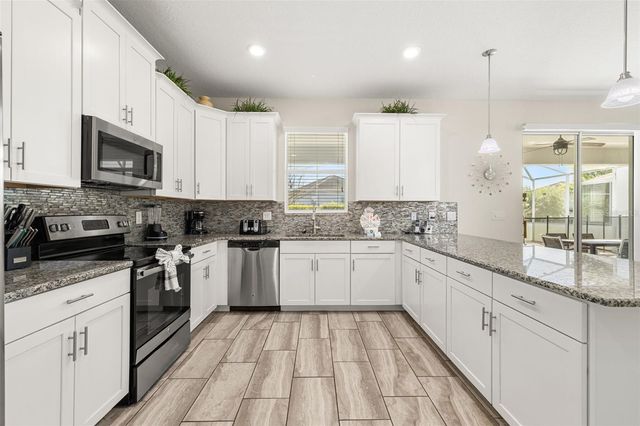 9044 SAND TRAP DRIVE, Davenport, FL 33896