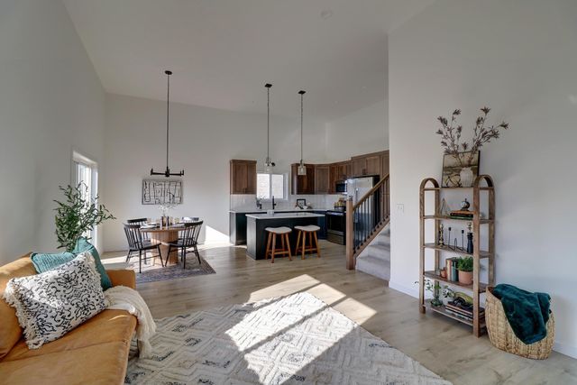 2328 42nd Avenue S, Moorhead, MN 56560