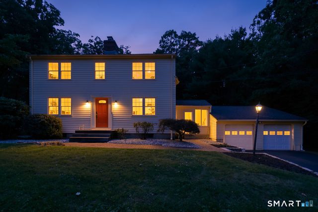 182 Vernon Street West, Manchester, CT 06042