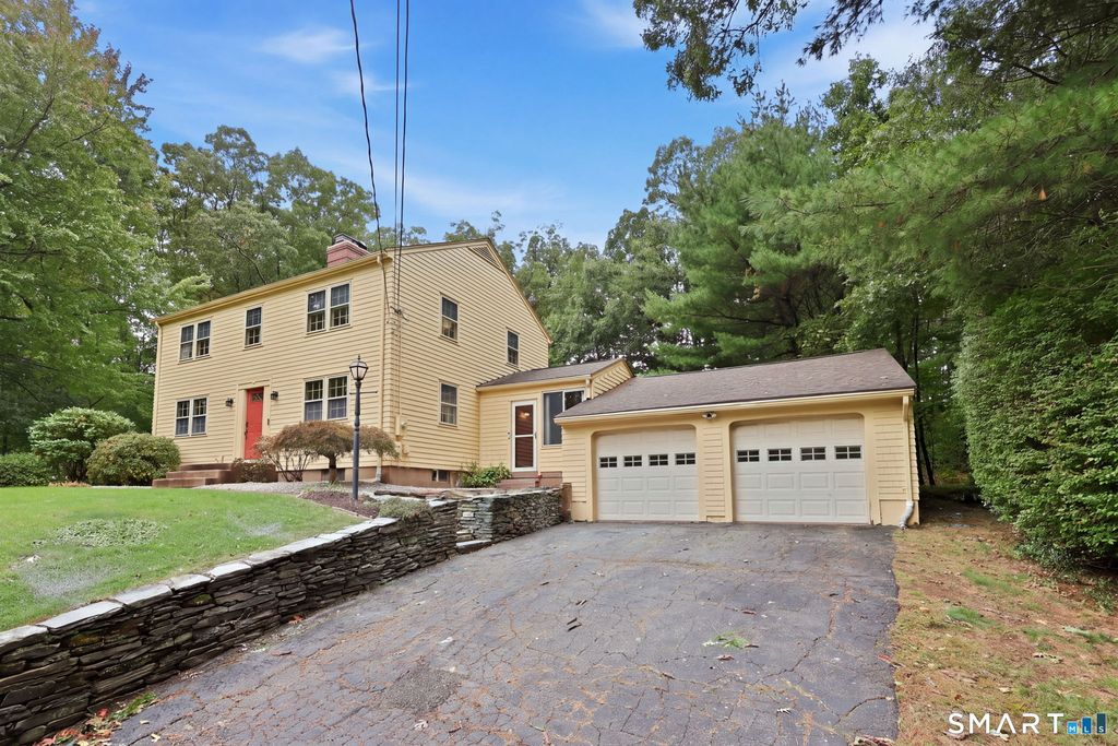 182 Vernon Street West, Manchester, CT 06042