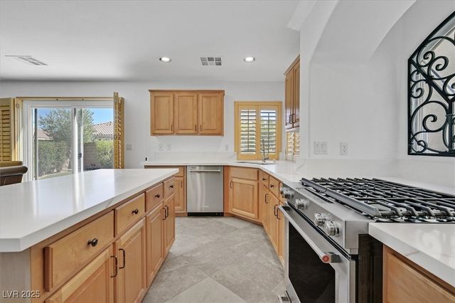 10892 ROYAL HIGHLANDS Street, Las Vegas, NV 89141