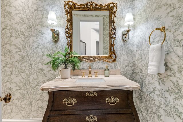 14828 Bellbrook Drive, Addison, TX 75254