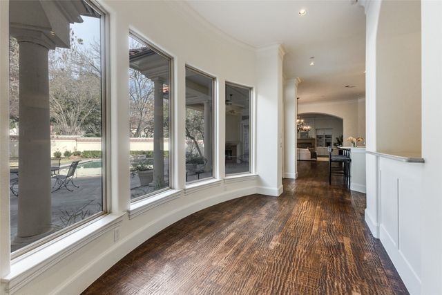 14828 Bellbrook Drive, Addison, TX 75254