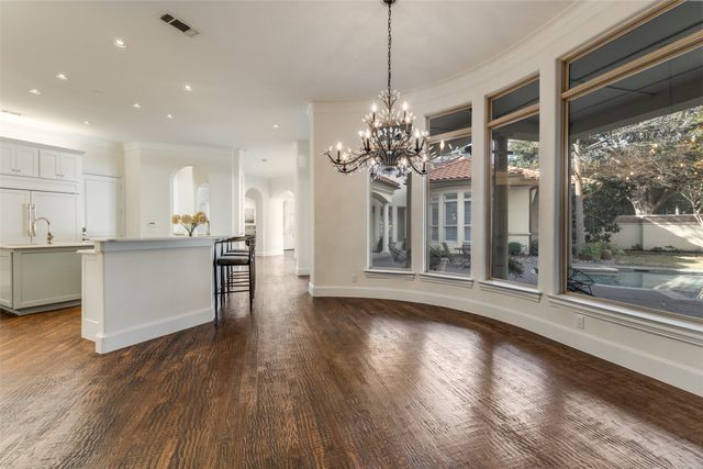 14828 Bellbrook Drive, Addison, TX 75254