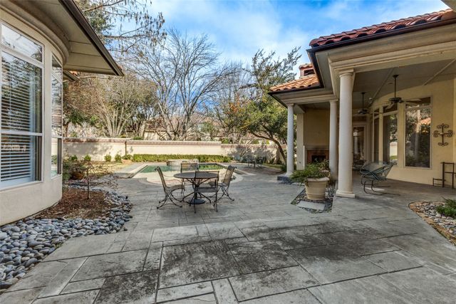 14828 Bellbrook Drive, Addison, TX 75254