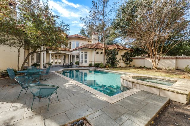 14828 Bellbrook Drive, Addison, TX 75254