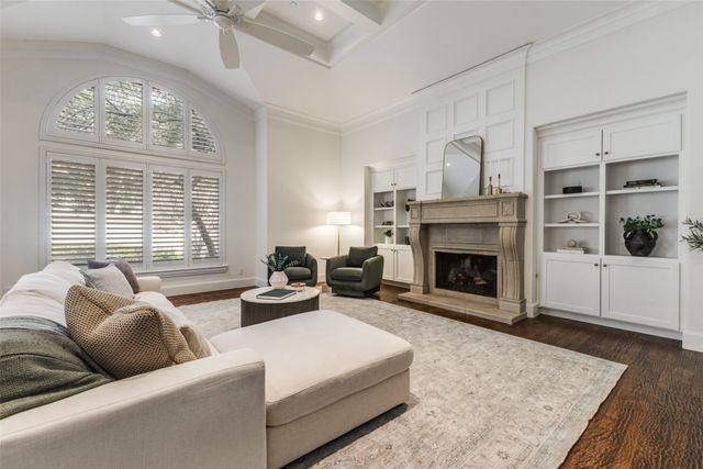 14828 Bellbrook Drive, Addison, TX 75254