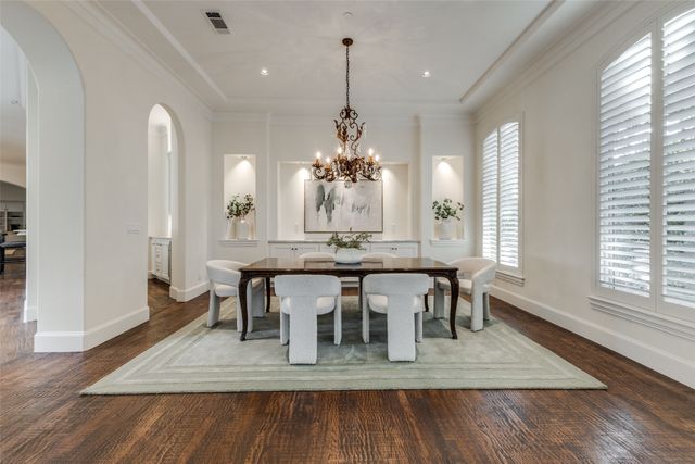 14828 Bellbrook Drive, Addison, TX 75254