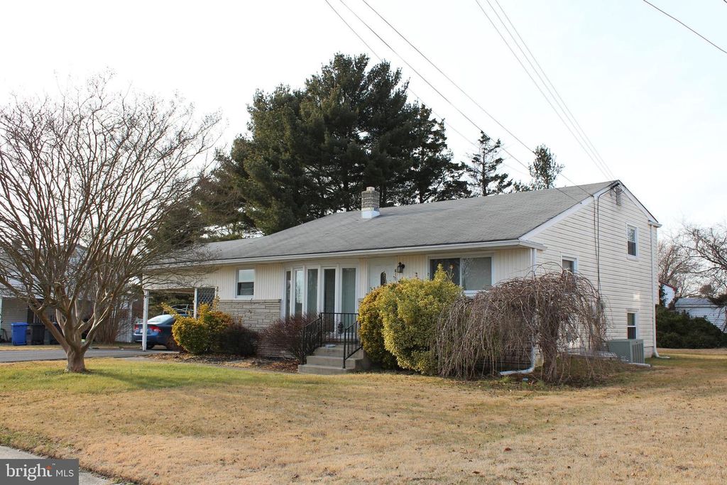 611 WHITMAN ST, Glassboro, NJ 08028