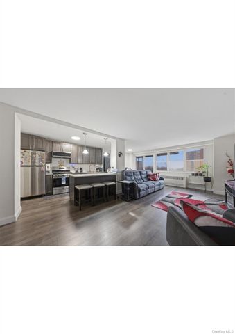 825 Morrison Avenue 8C, Bronx, NY 10473