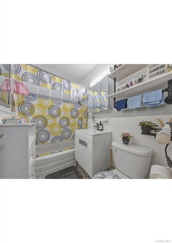 825 Morrison Avenue 8C, Bronx, NY 10473