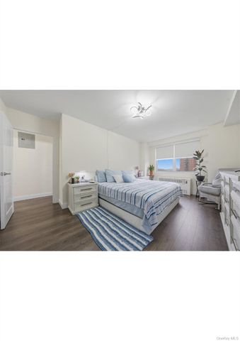 825 Morrison Avenue 8C, Bronx, NY 10473