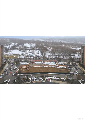 825 Morrison Avenue 8C, Bronx, NY 10473